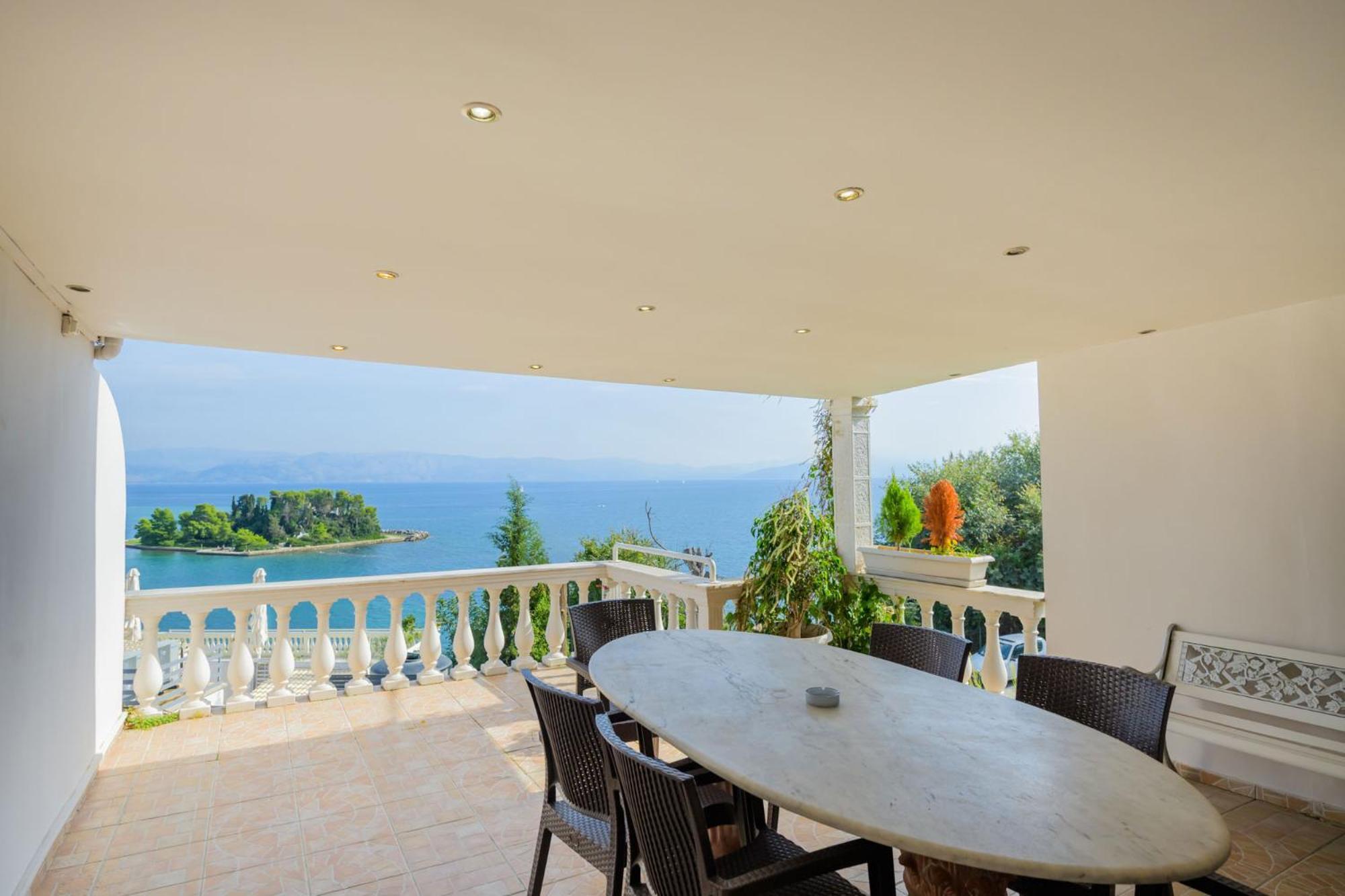 Pontikonisi Hotel & Suites Perama  Oda fotoğraf